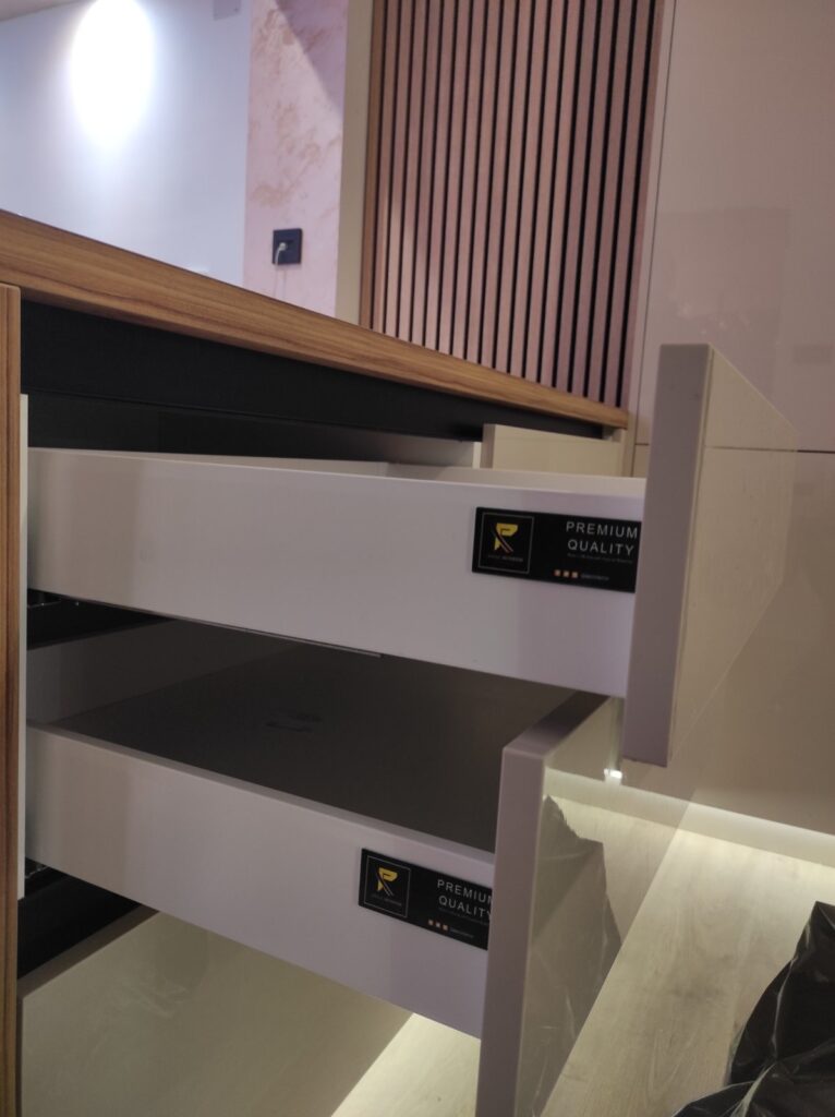 namještaj po narudžbi za EU tržište